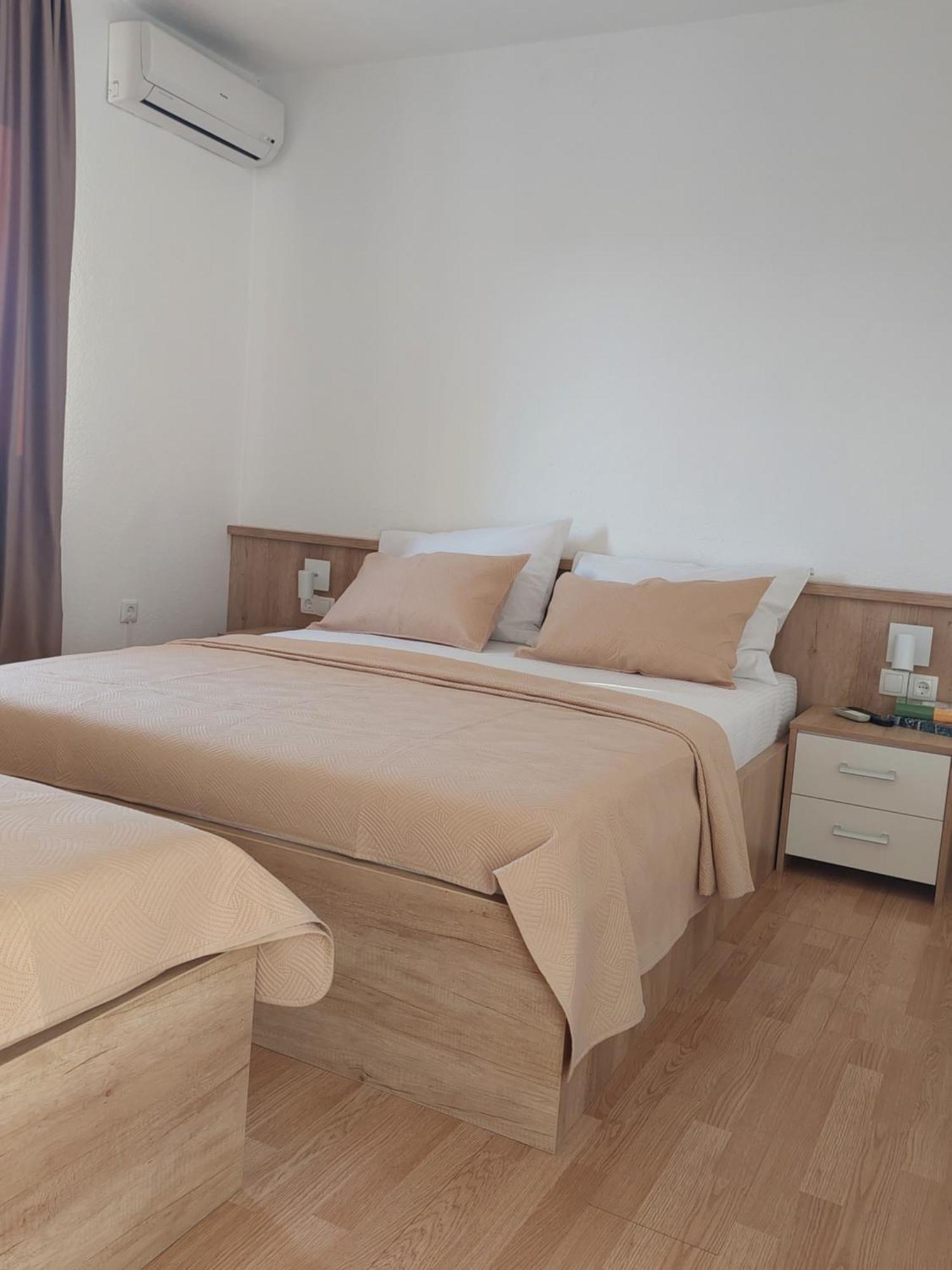 Royal Apartments Neum Exterior photo